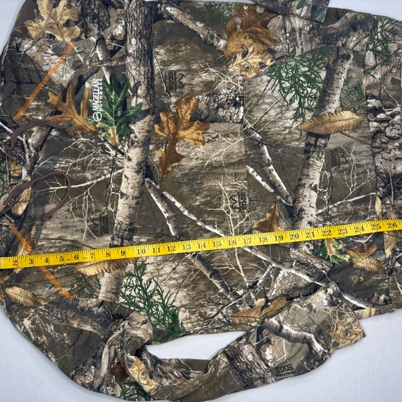 Magellan Outdoors Camo Hooded Jacket Size Medium. - Picture 7 of 11